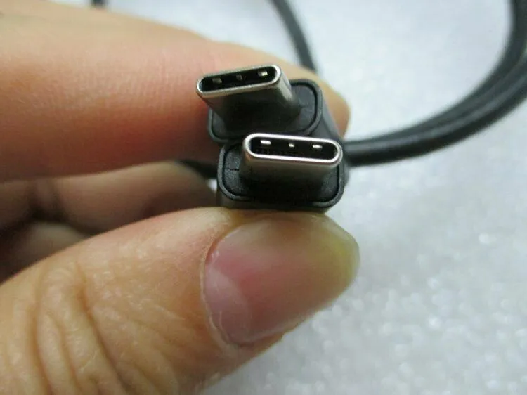 100W Type-C to Type-C Cable 3.1 GEN2  E-Mark 5A 10Gbps USB-C Fast Charging Cable