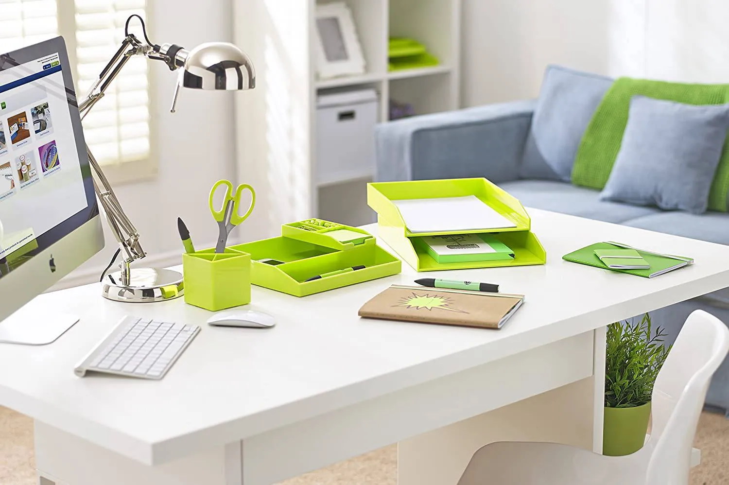 All in One Office Desk Organizer 3 Trays Scissors Sticky Notes 260x55x320 Green