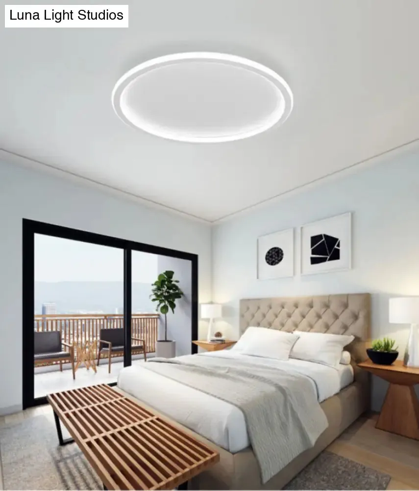 Contemporary Aluminum Flushmount Lights - Stylish Ceiling Fixture for Living Room
