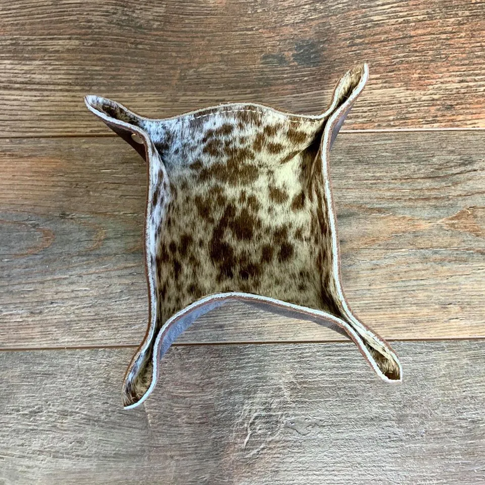 Cowhide Snap Tray - #20827
