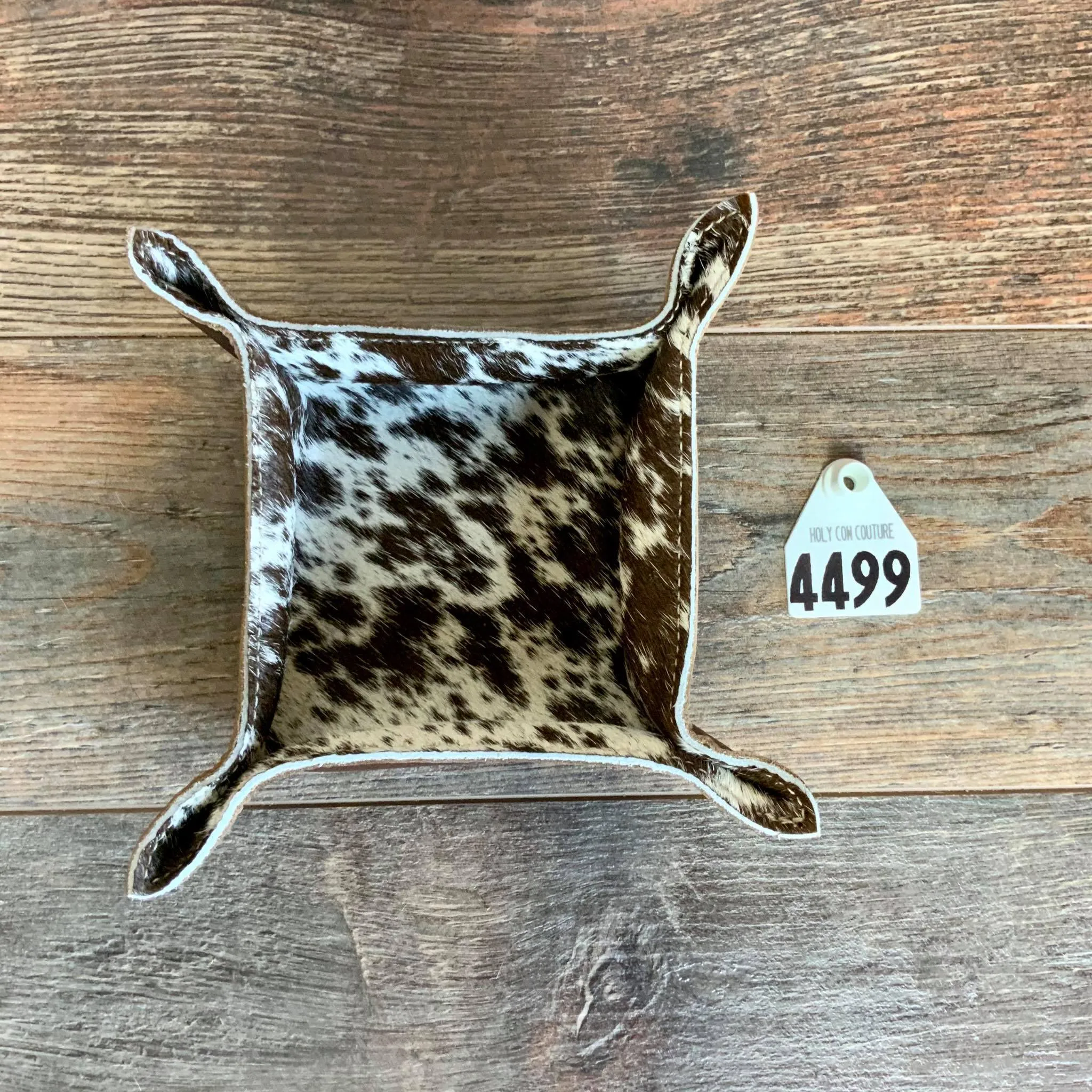Cowhide Snap Tray - #4499