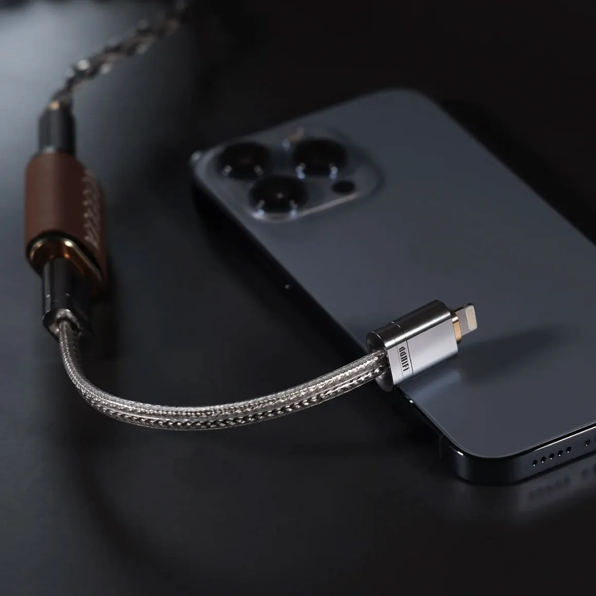 ddHiFi - MFi09S Lightning to USB-C OTG Cable