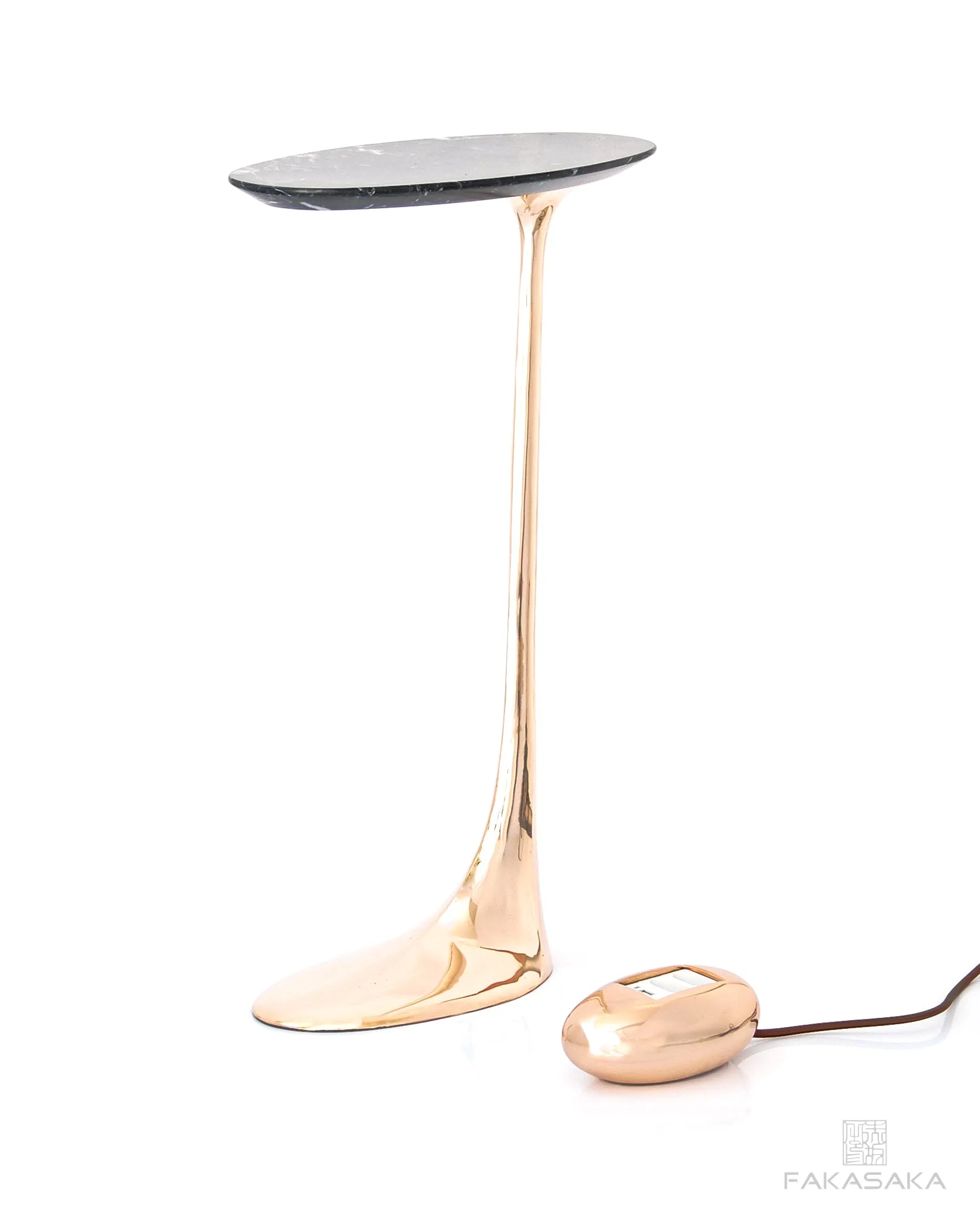DYLAN<br><br>ELECTRICAL MODULE<br><br>2 OUTLETS   1 USB PORT   EXTENSION CORD<br><br>BLACKBROWN BRONZE