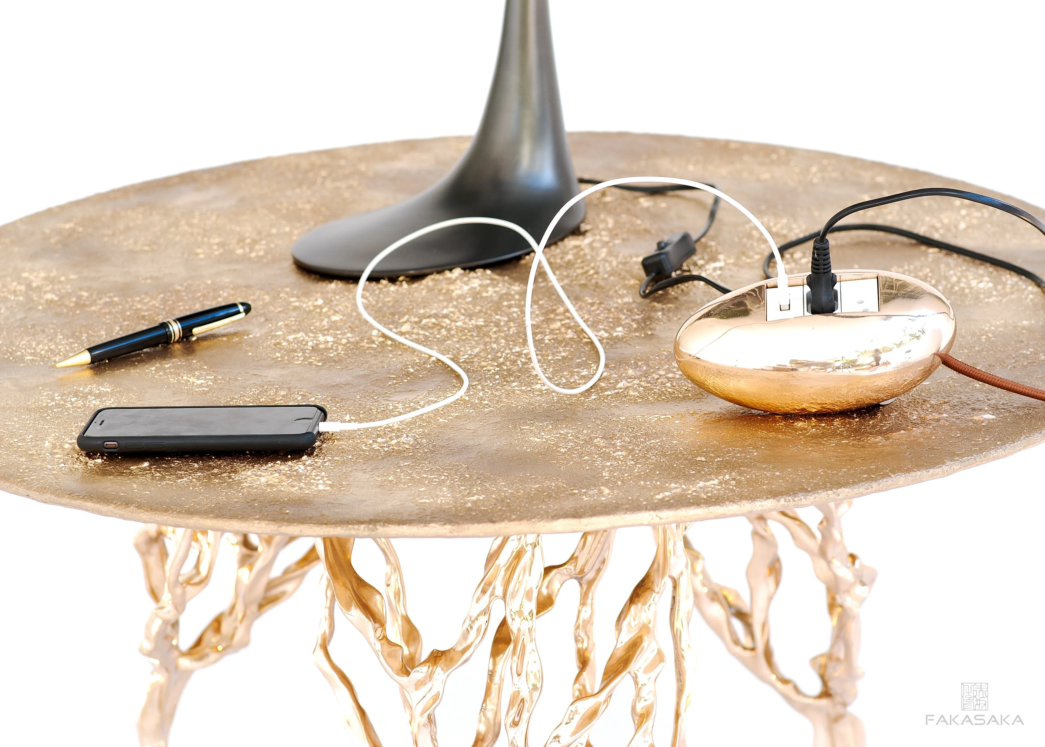 DYLAN<br><br>ELECTRICAL MODULE<br><br>2 OUTLETS   1 USB PORT   EXTENSION CORD<br><br>POLISHED BRONZE