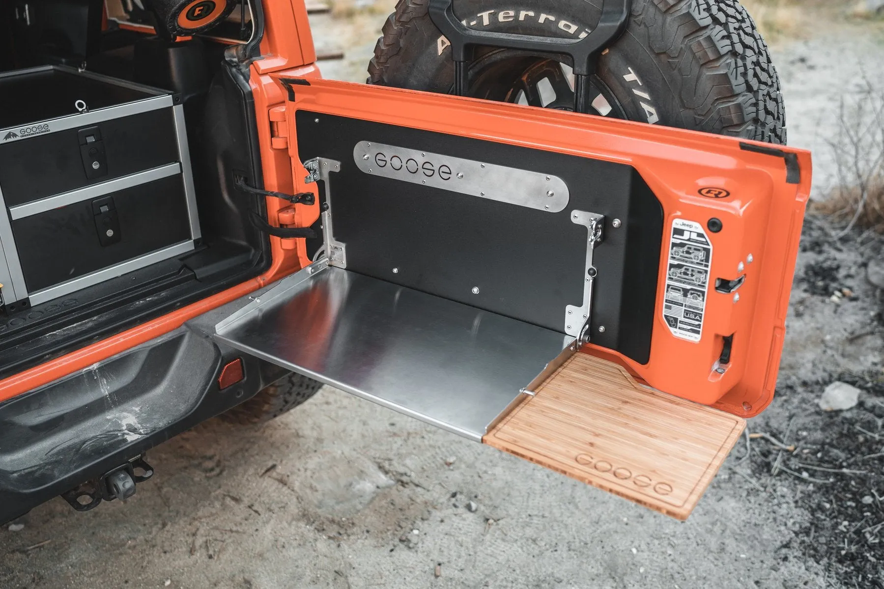 Goose Gear Tail Gate Table - 2018  Jeep Wrangler JL/JLU