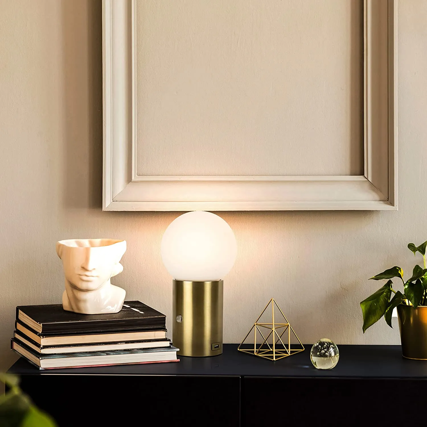 LED USB Side Table/Desk Lamp – Modern Lamp Light-Brass