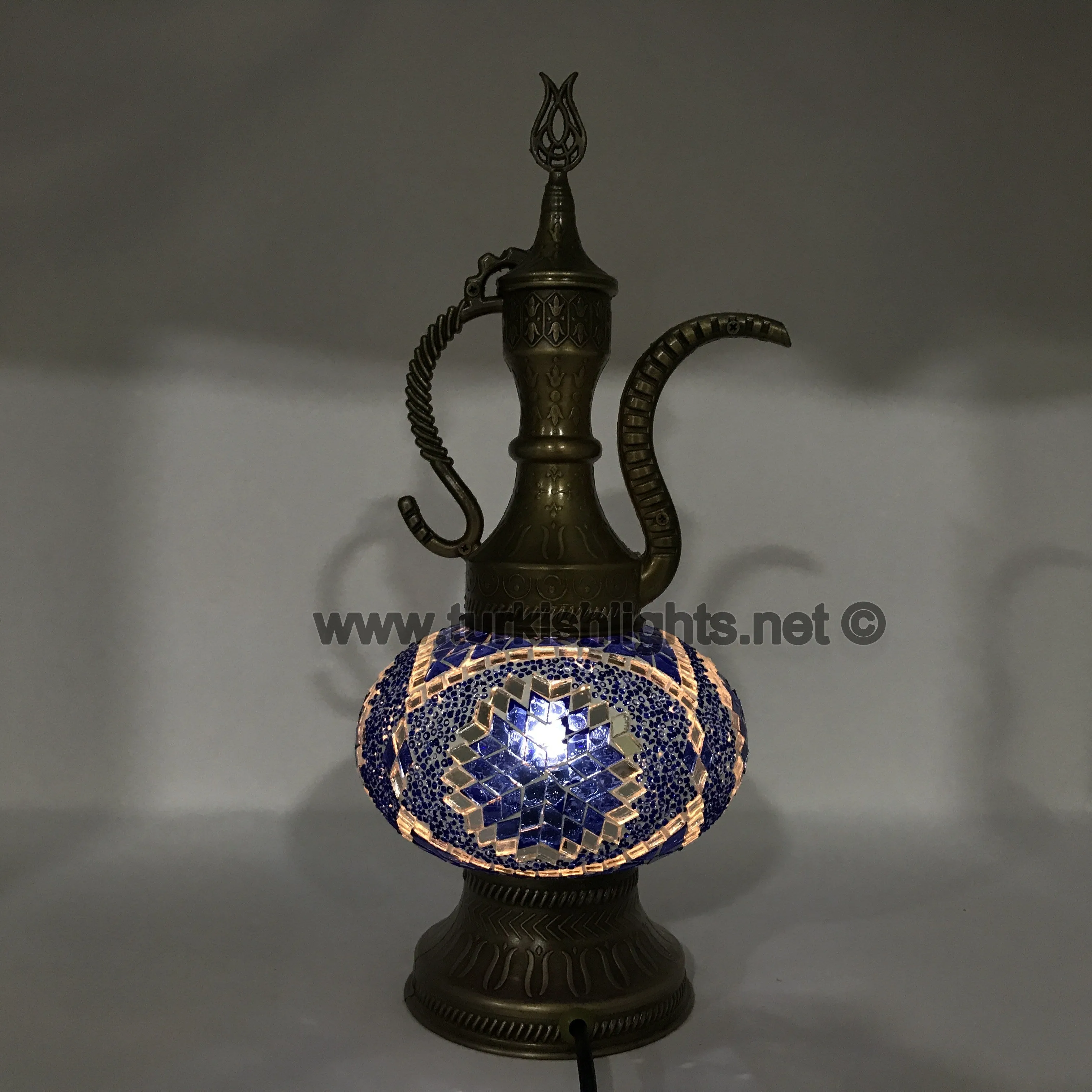 Melidia  Mosaic Table Lamp, Pitcher, Large Globe