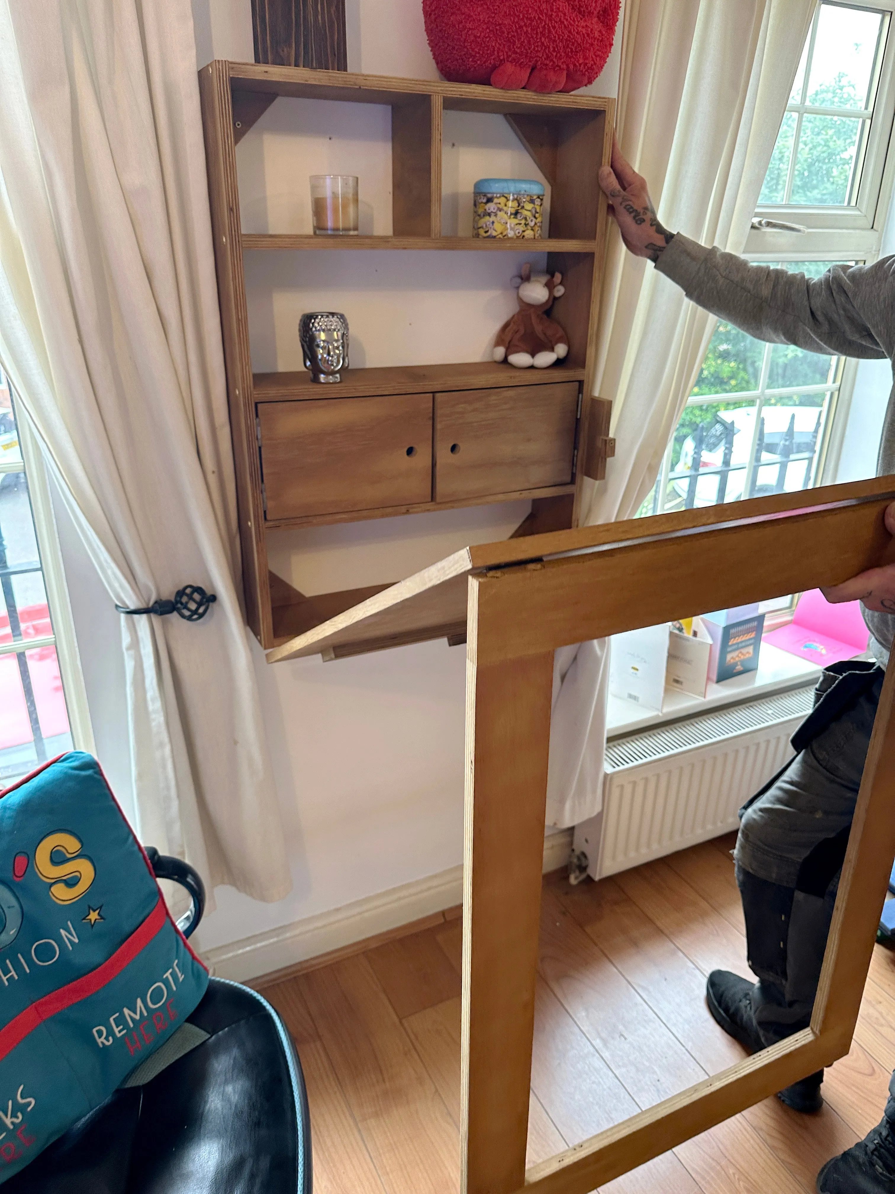 Murphy Office Desk, fold to wall great to work from home