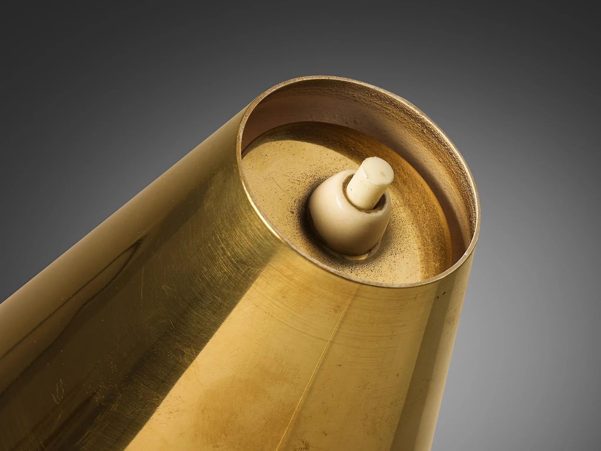 Paavo Tynell for Taito Oy '9225' Table Lamp in Brass and Leather