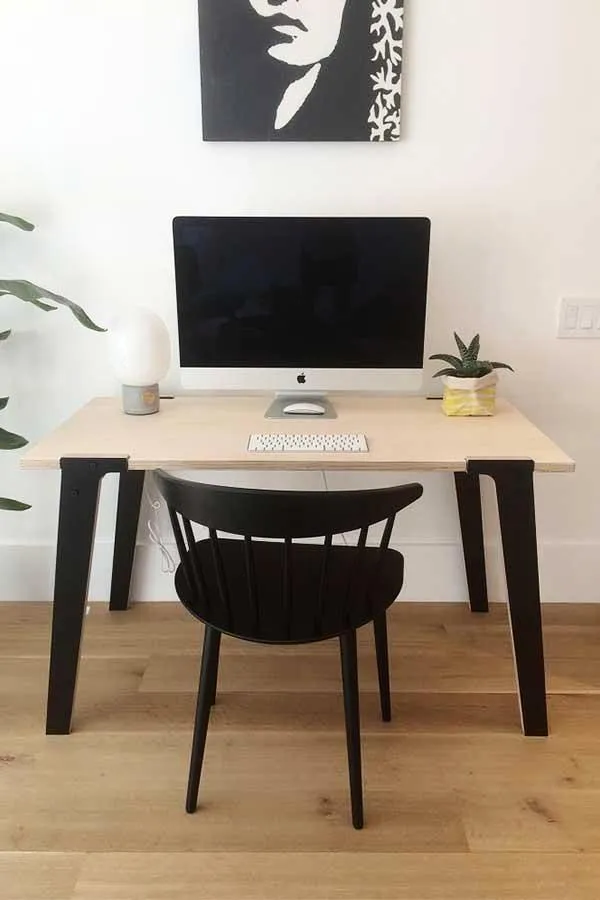 SWITCH Desk 122 CM