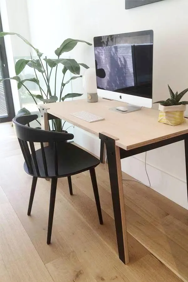 SWITCH Desk 122 CM